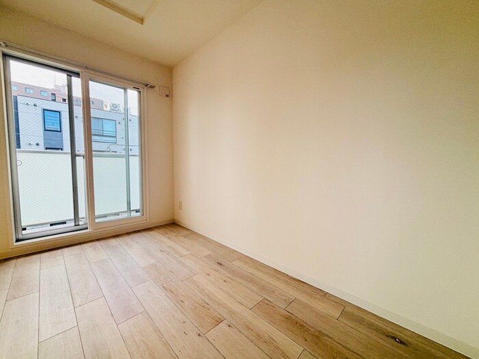 物件内観写真11　(居室)