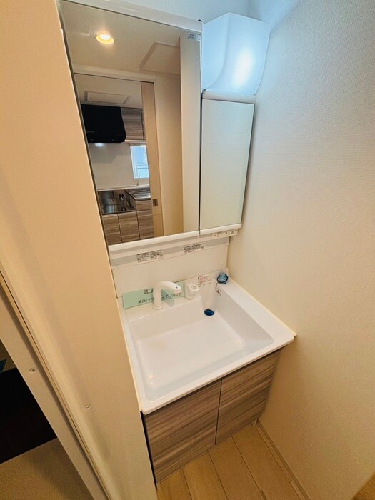 物件内観写真18　(洗面)