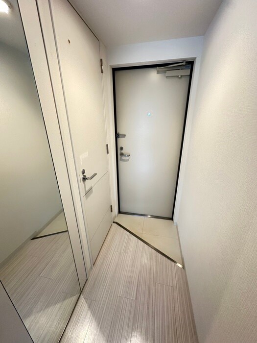 物件内観写真19　(玄関)