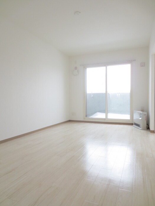 物件内観写真4　(居室)