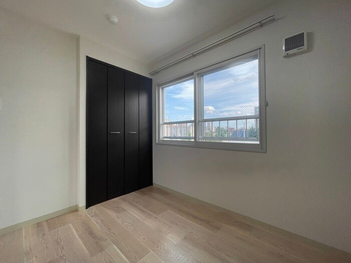 物件内観写真21　(居室)