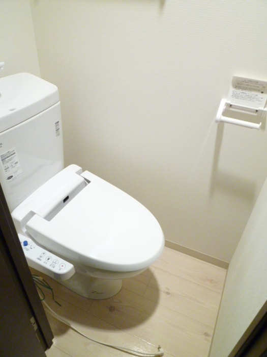 物件内観写真11　(トイレ)