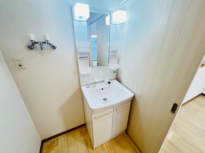 物件内観写真14　(洗面)