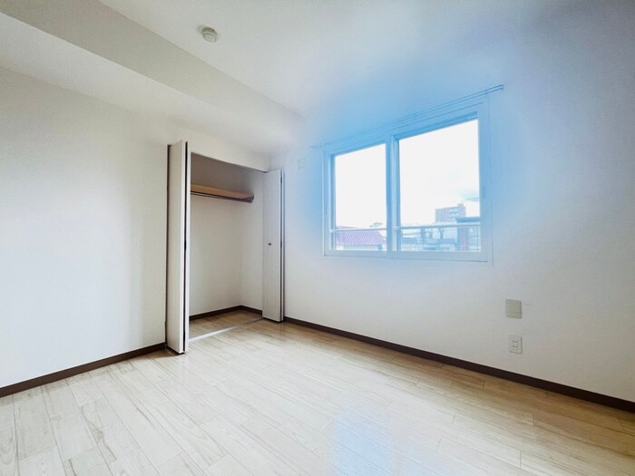 物件内観写真21　(居室)