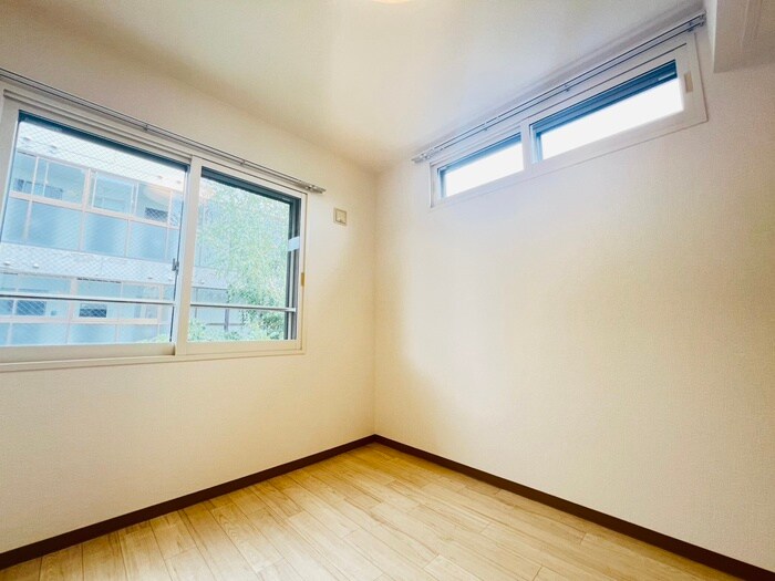 物件内観写真22　(居室)
