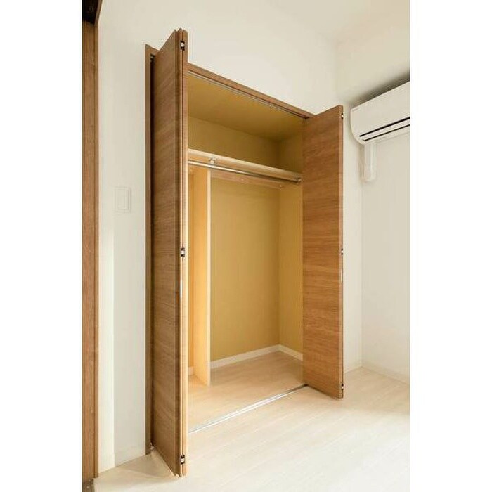 物件内観写真12　(収納)