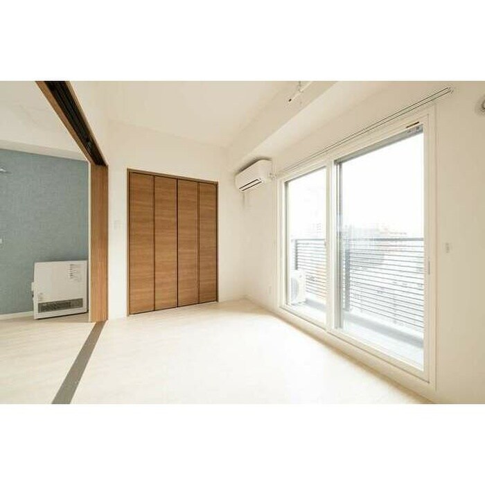 物件内観写真14　(居室)