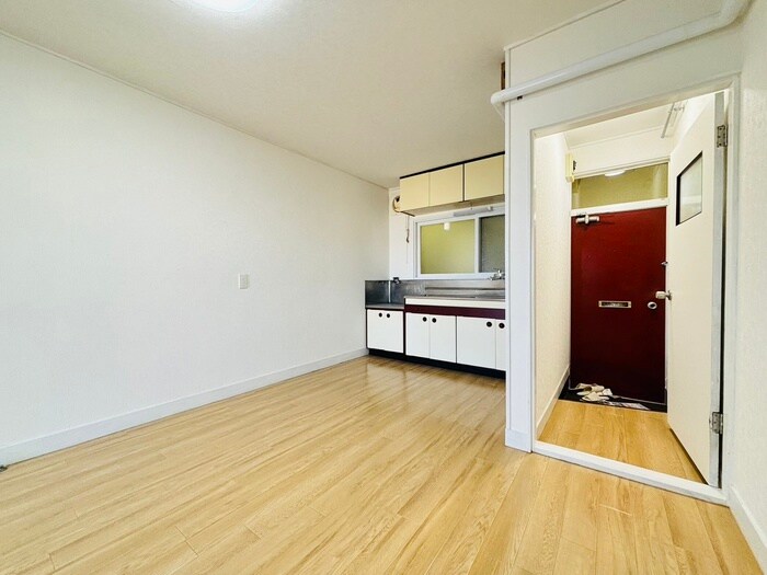 物件内観写真8　(居室)