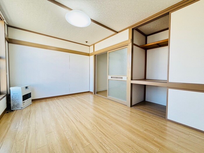 物件内観写真9　(居室)