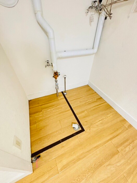 物件内観写真17　(洗濯機置場)