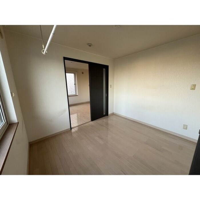 物件内観写真18　(居室)