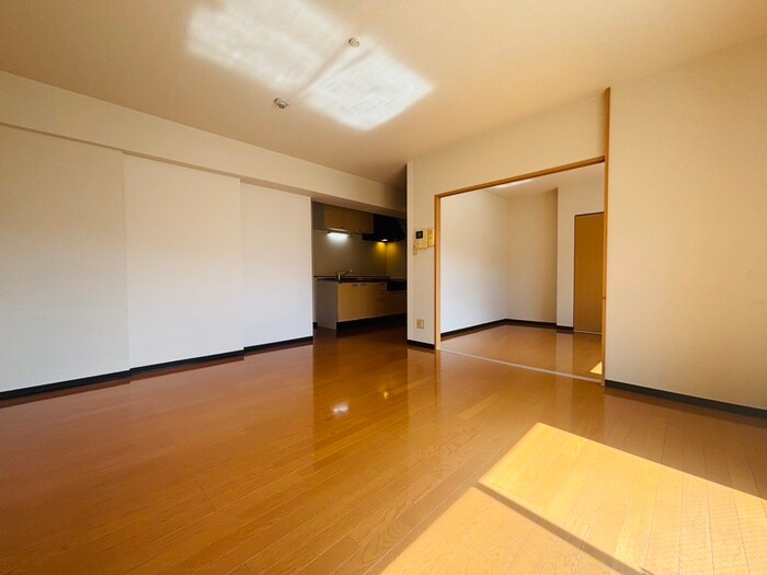 物件内観写真9　(居室)