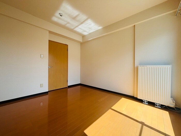 物件内観写真12　(居室)