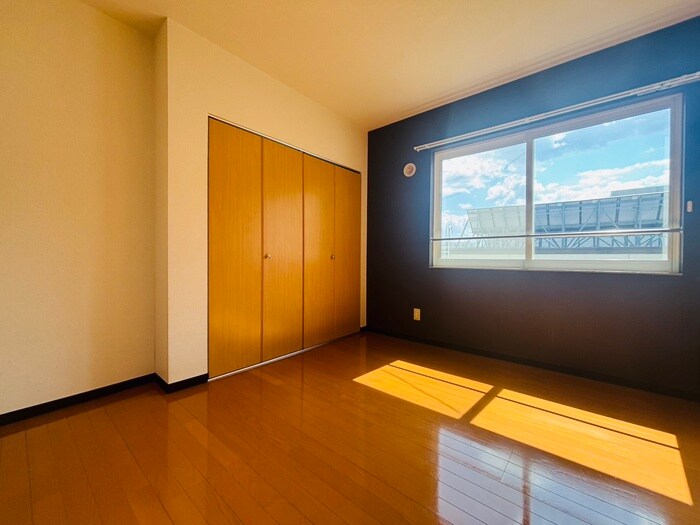 物件内観写真13　(居室)