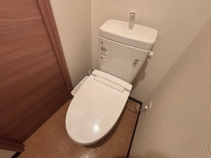 物件内観写真15　(トイレ)