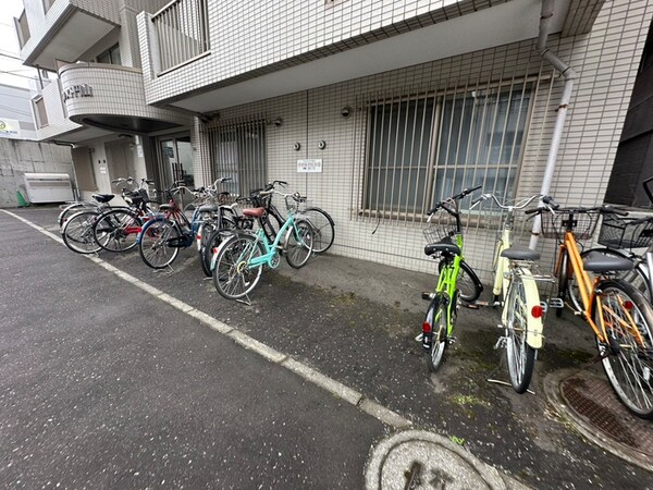 駐輪場