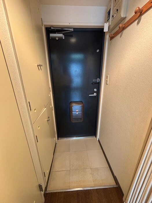 物件内観写真17　(玄関)