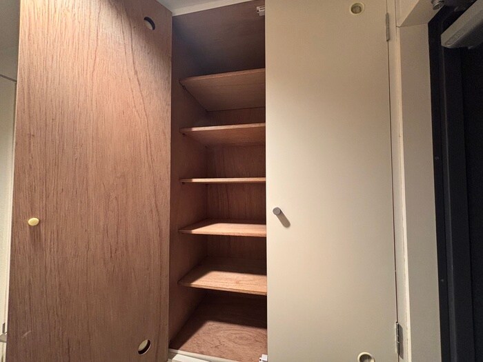 物件内観写真18　(靴箱)