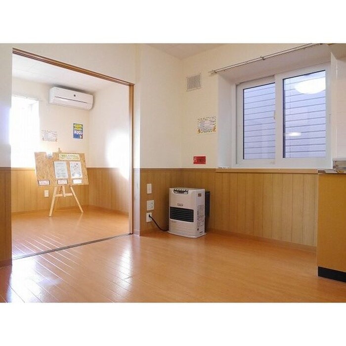 物件内観写真7　(居室)