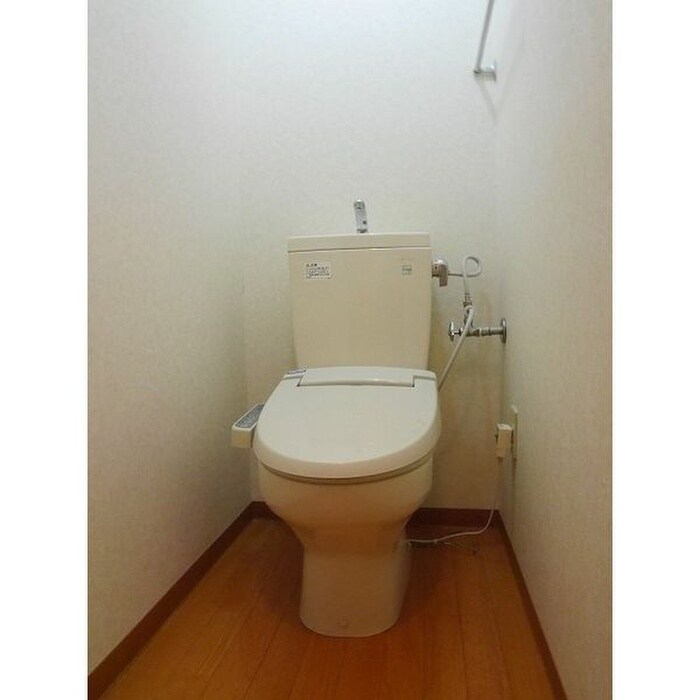 物件内観写真15　(トイレ)