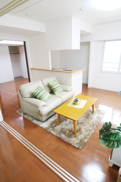 物件内観写真7　(居室)