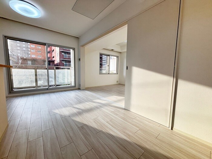 物件内観写真9　(居室)