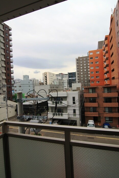 物件内観写真16　(室内からの展望)