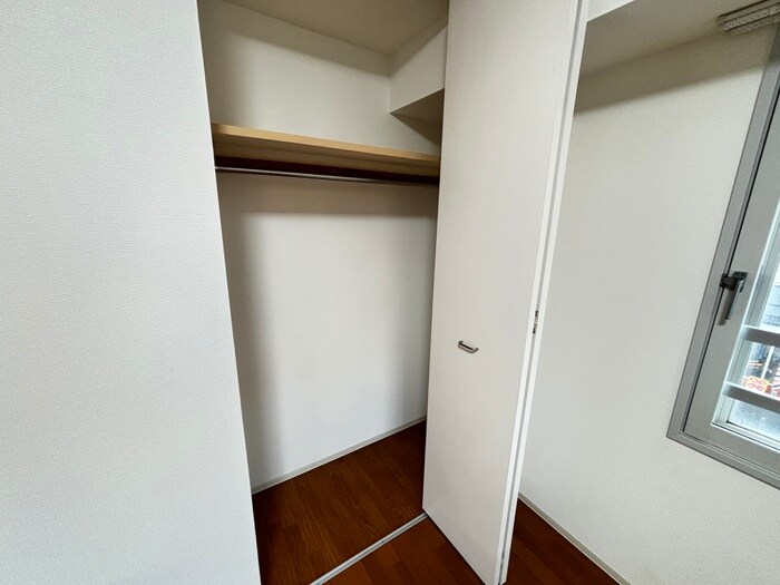 物件内観写真16　(収納)