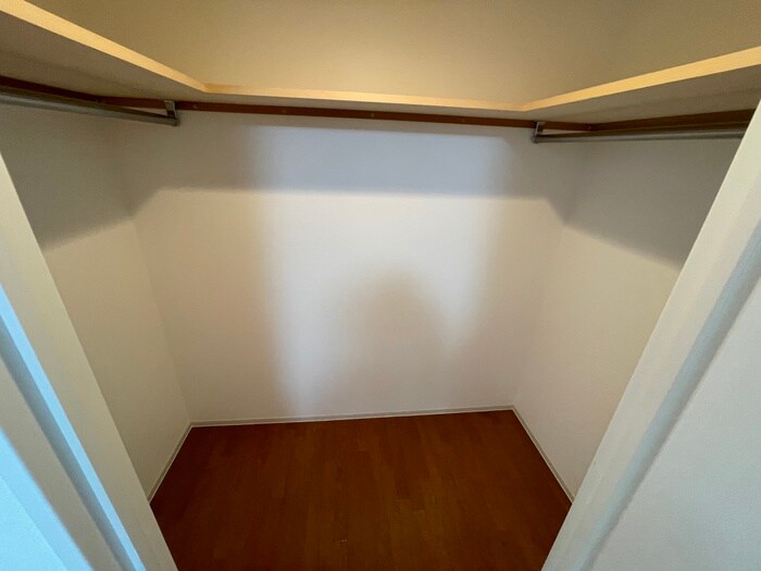 物件内観写真18　(収納)