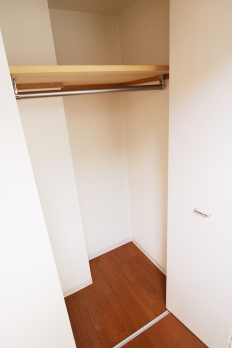 物件内観写真18　(収納)