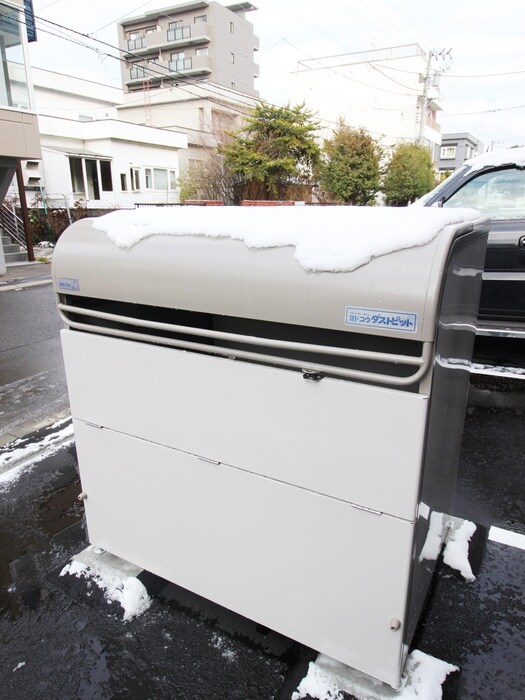 物件外観写真6　(建物設備)