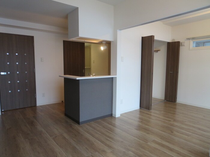 物件内観写真8　(居室)