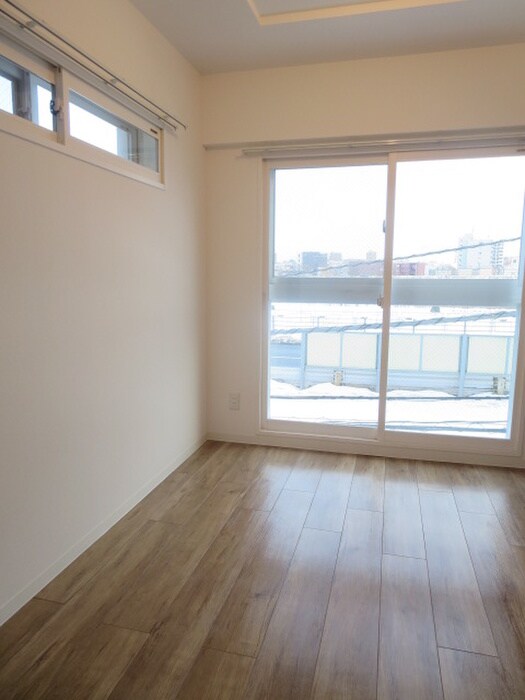 物件内観写真22　(居室)