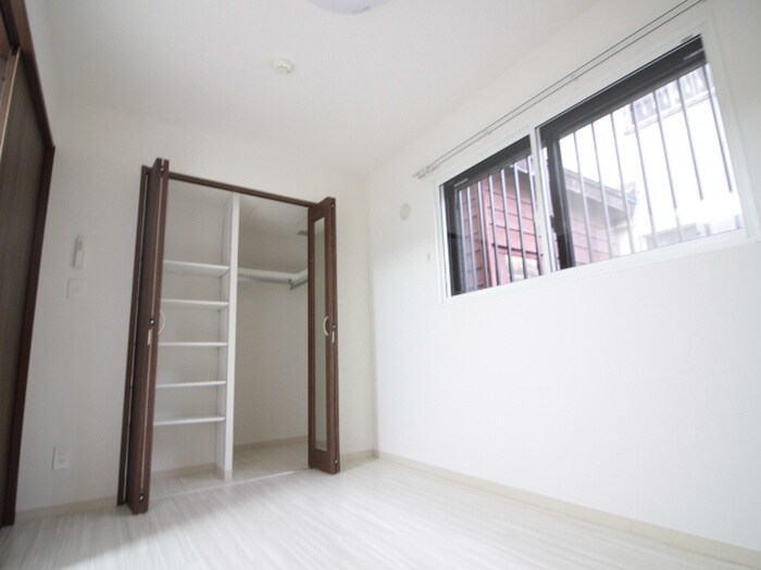 物件内観写真9　(居室)