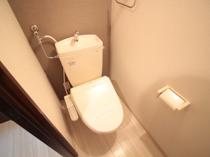 物件内観写真14　(トイレ)