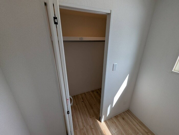 物件内観写真11　(収納)