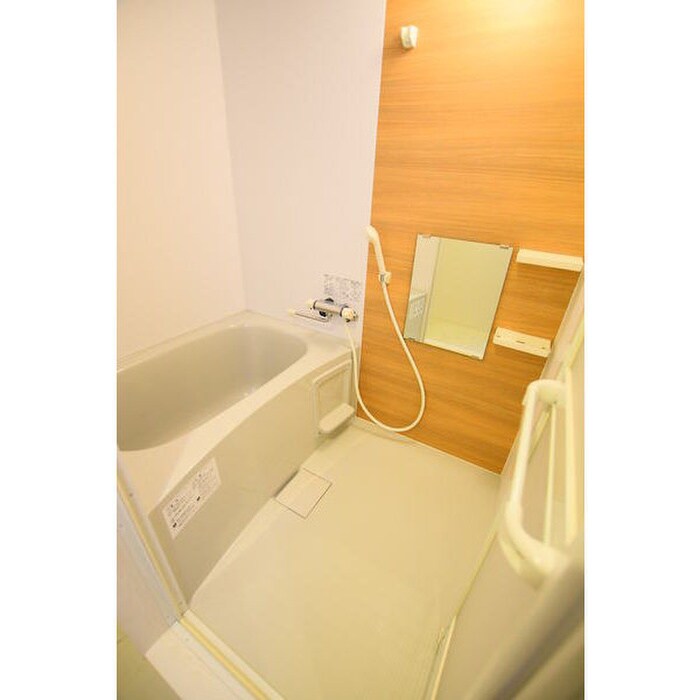 物件内観写真12　(バス／シャワールーム等)