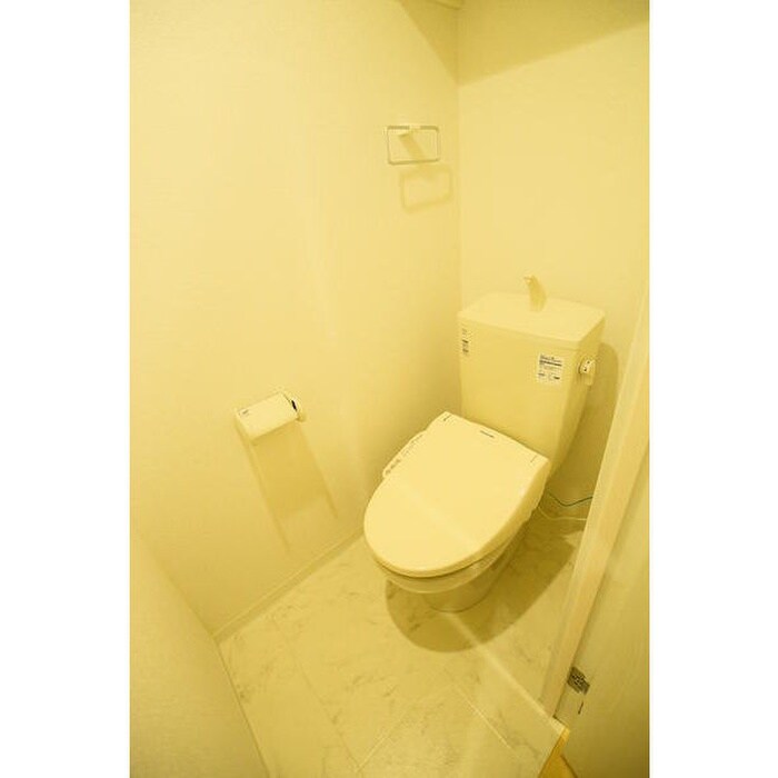 物件内観写真13　(トイレ)