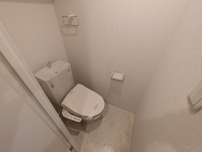 物件内観写真15　(トイレ)