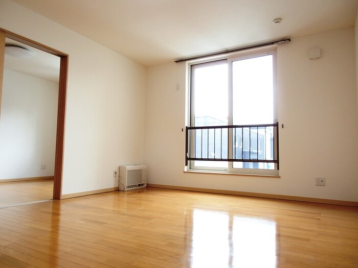 物件内観写真3　(居室)