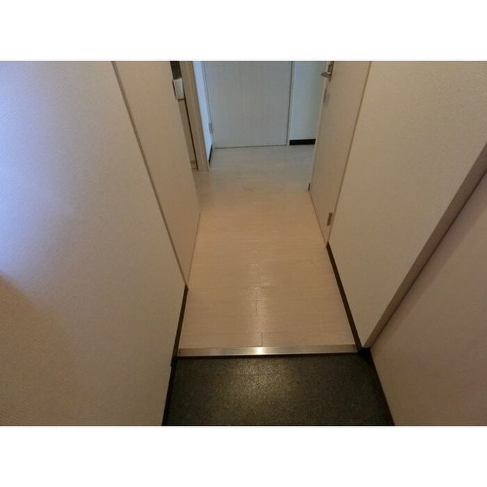 物件内観写真15　(室内からの展望)