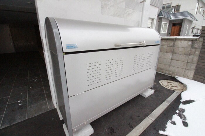 物件外観写真6　(建物設備)