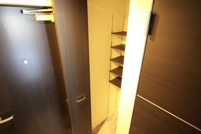 物件内観写真12　(靴箱)