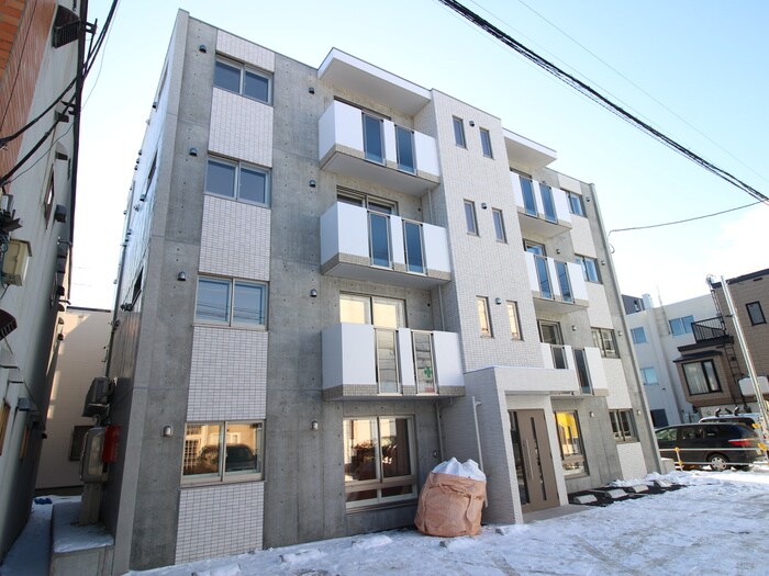 物件外観写真2　(外観写真)