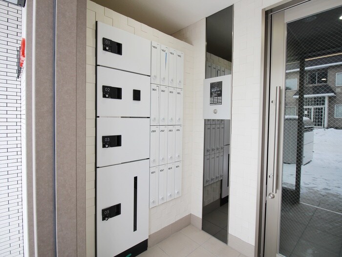 物件外観写真4　(建物設備)