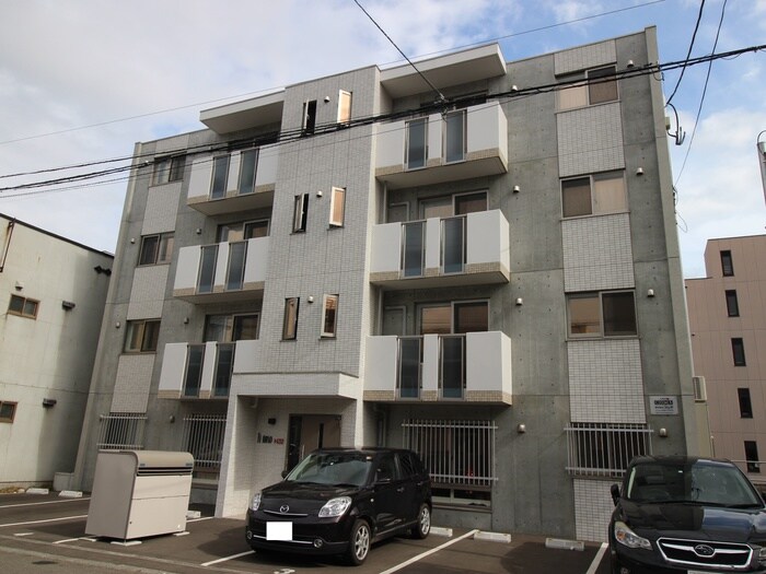 物件外観写真6　(外観写真)