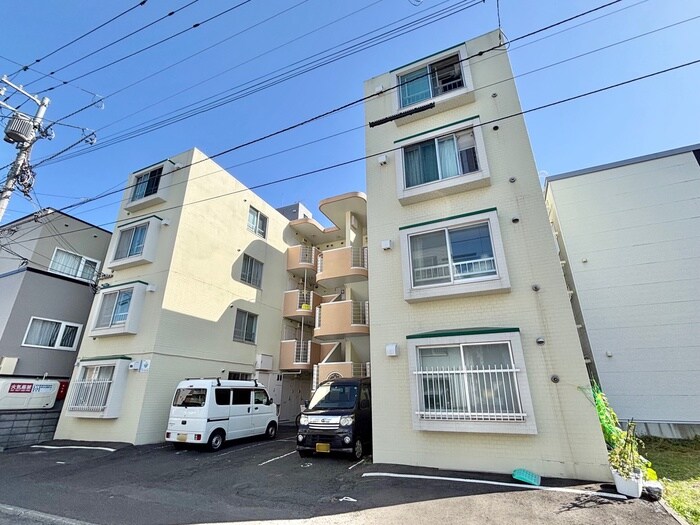 物件外観写真2　(外観写真)