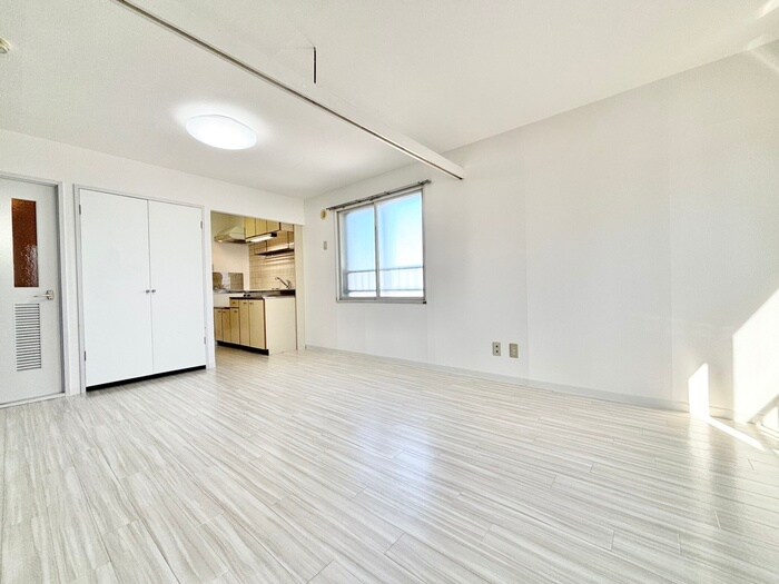 物件内観写真8　(居室)