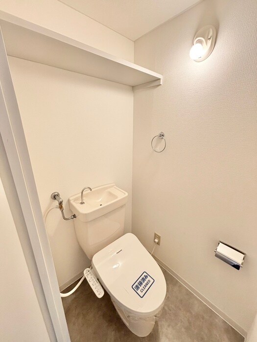 物件内観写真14　(トイレ)