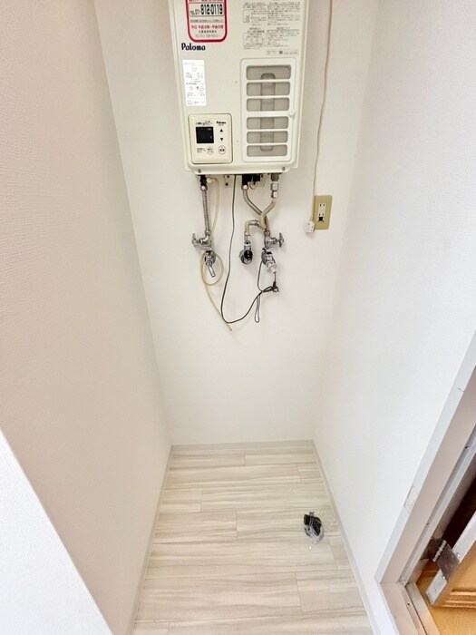 物件内観写真19　(洗濯機置場)